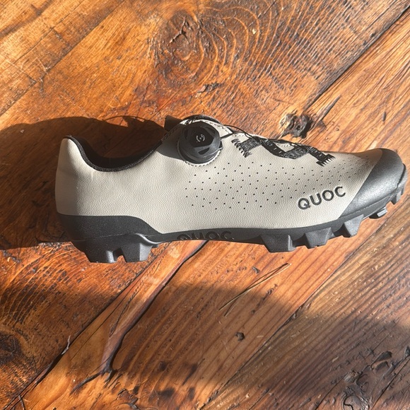 Quoc cycling shoes - never worn - Picture 1 of 4